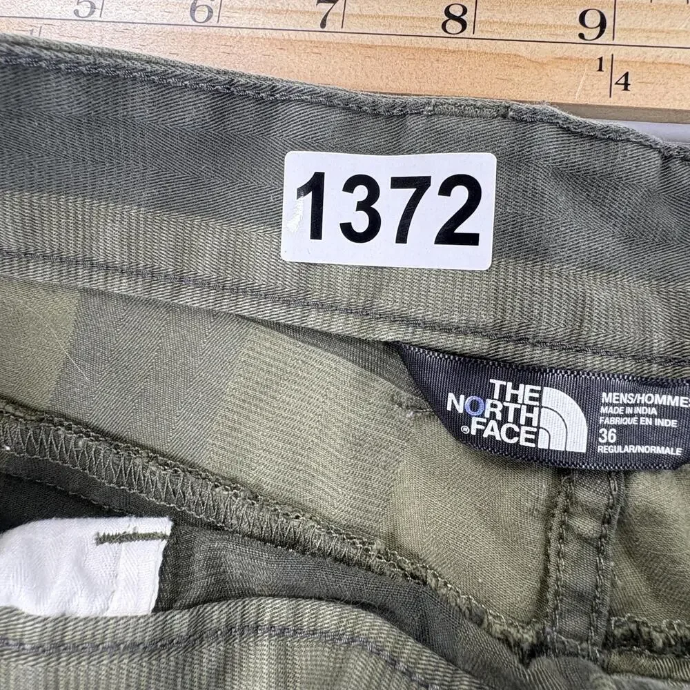 The North Face Chino Shorts Mens 36 Green Striped Stretch 9 Inseam Casual